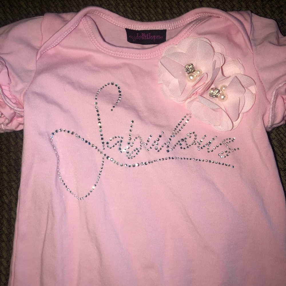 Onesie - Picture 2 of 3